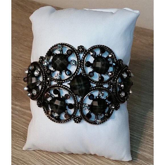 Chunky Brass Tone Statement Clamper Bracelet - Picture 2 of 4